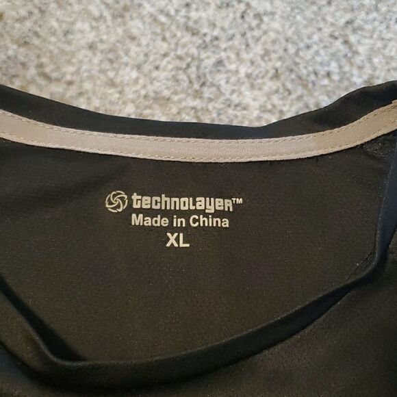 Lightweight t shirt    - Picture 2 of 3